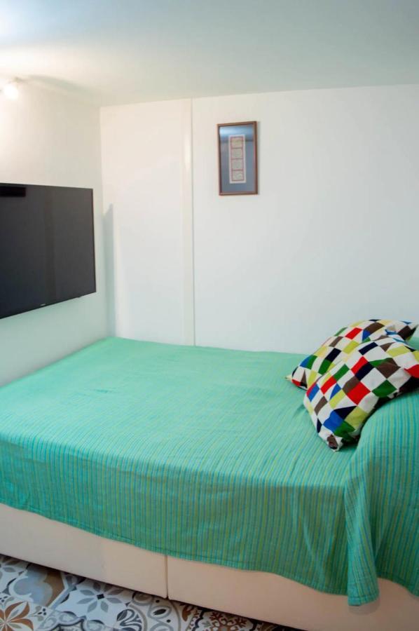 Estudio Cerca De Anton Martin 4Pax Madrid Exterior photo
